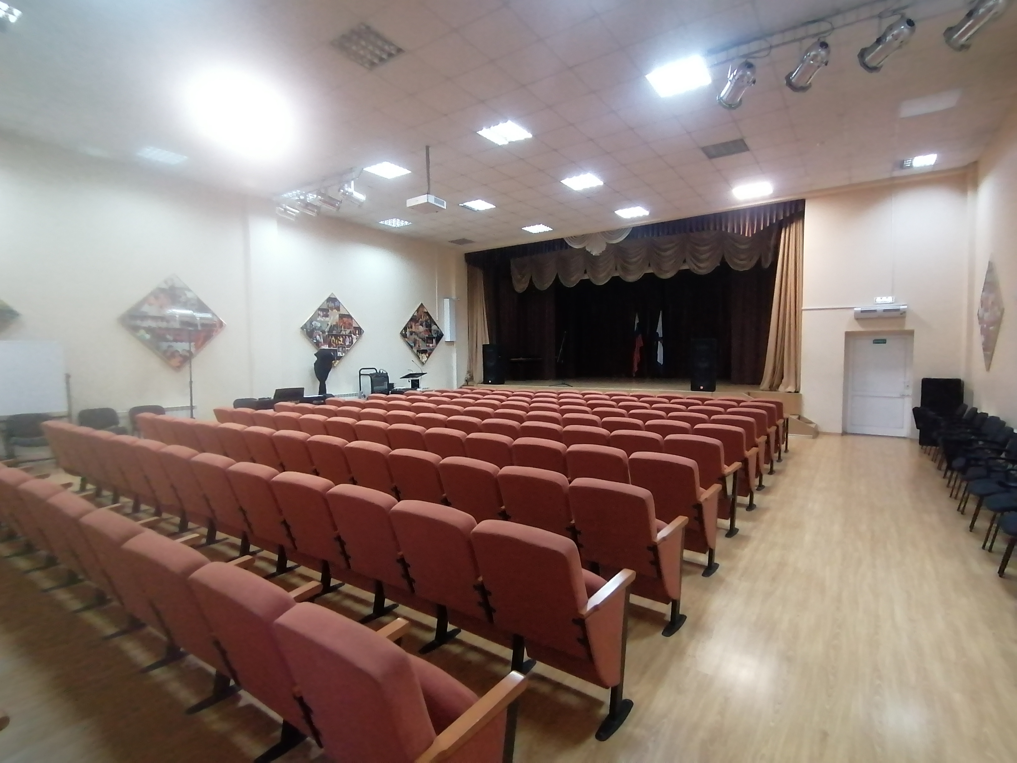 Изображения кабинета.